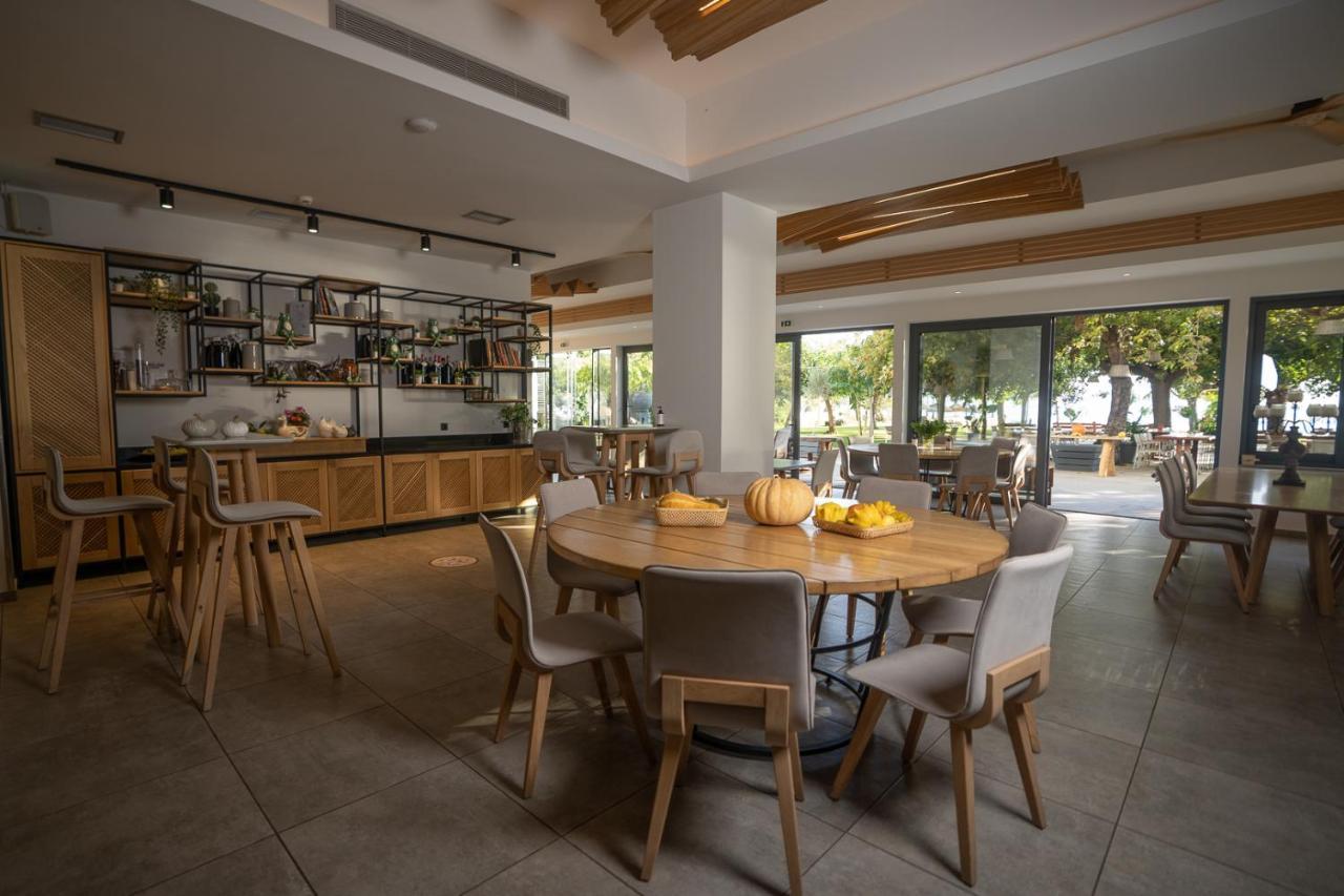 Zoe Seaside Resort Gialova Extérieur photo