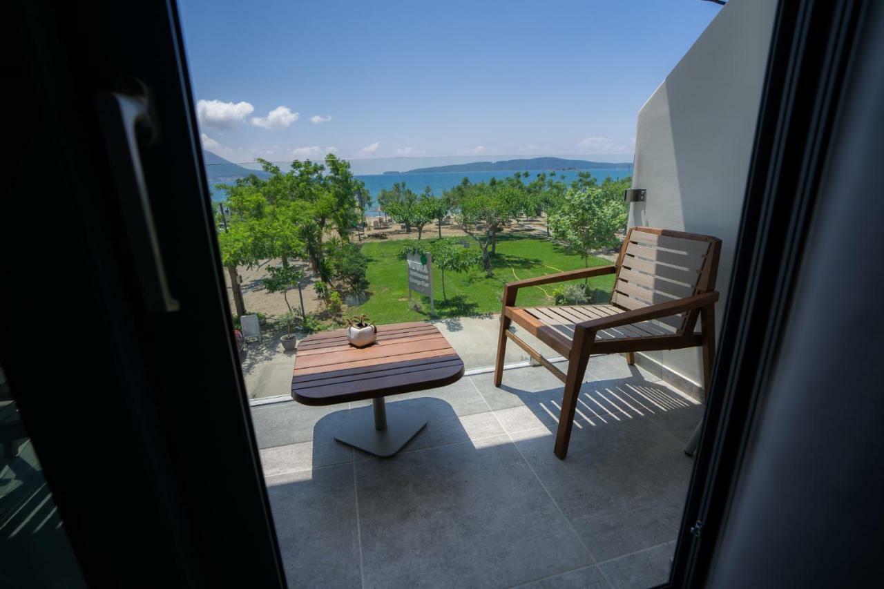 Zoe Seaside Resort Gialova Extérieur photo